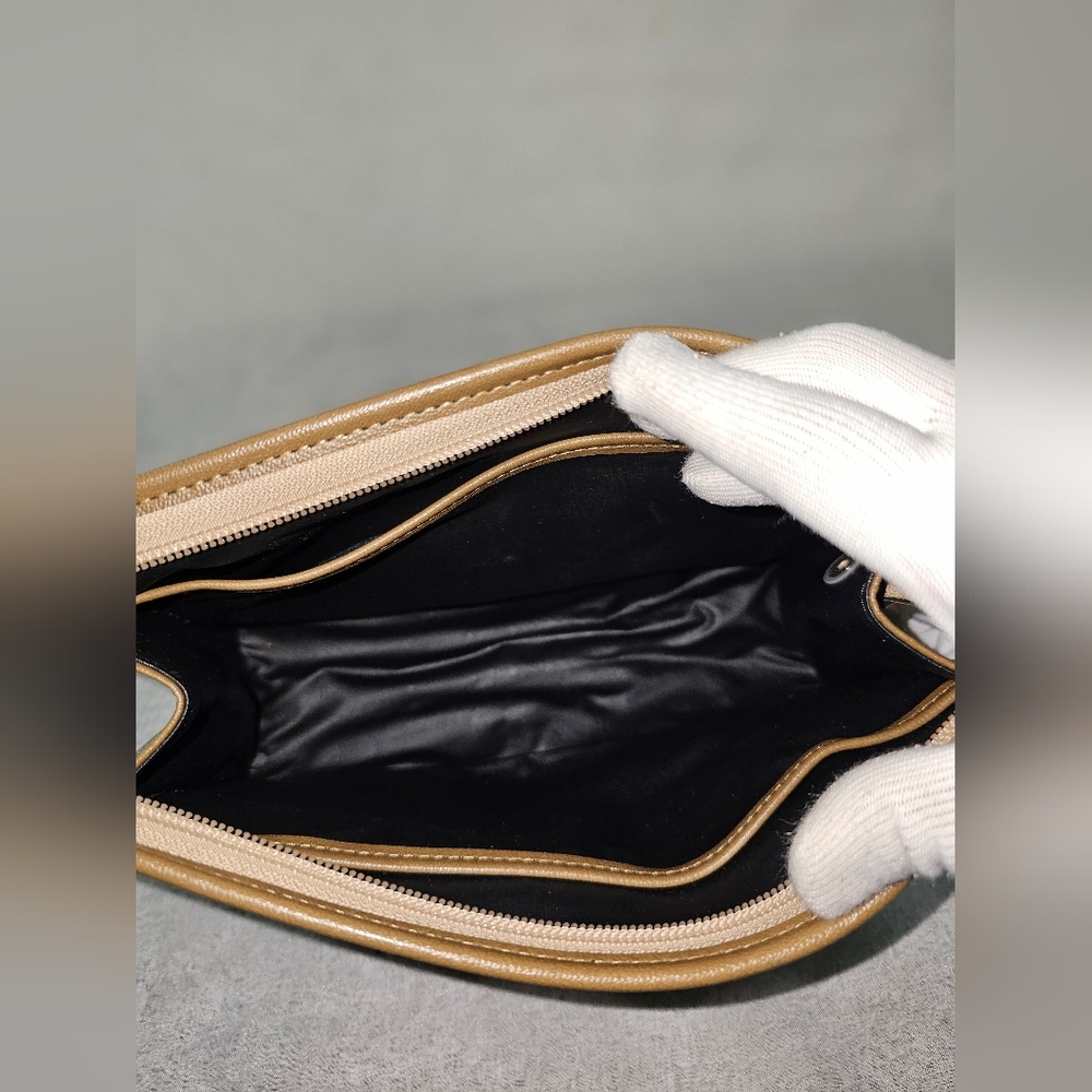 YSL Pouch - Picture 5 of 9